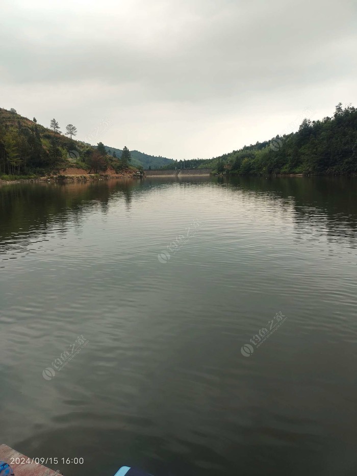 跃进水库