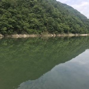 燕子河