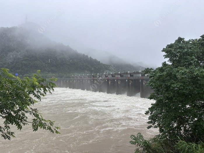 长风水库