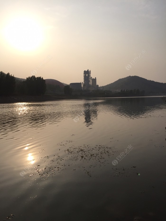 秀山平邑大型水库图片