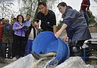 2014中国城市钓鱼对抗赛8日在开县汉丰湖开赛