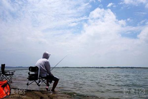 夏季钓鱼想要收获好注意五技巧